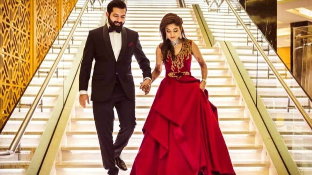 Most Favourite And Stylish Indian Couple Engagement Dresses