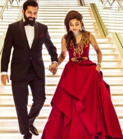 Most Favourite And Stylish Indian Couple Engagement Dresses